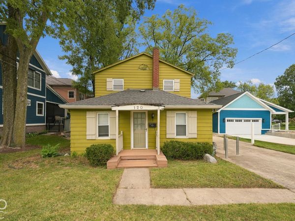 120 3rd Street NW, Carmel, IN 46032