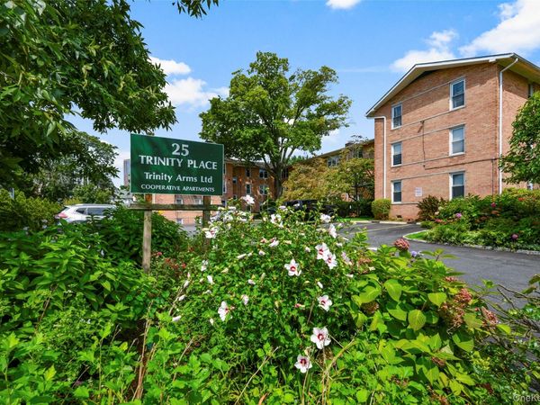 25 Trinity Place , Unit 3K, New Rochelle, NY 10805
