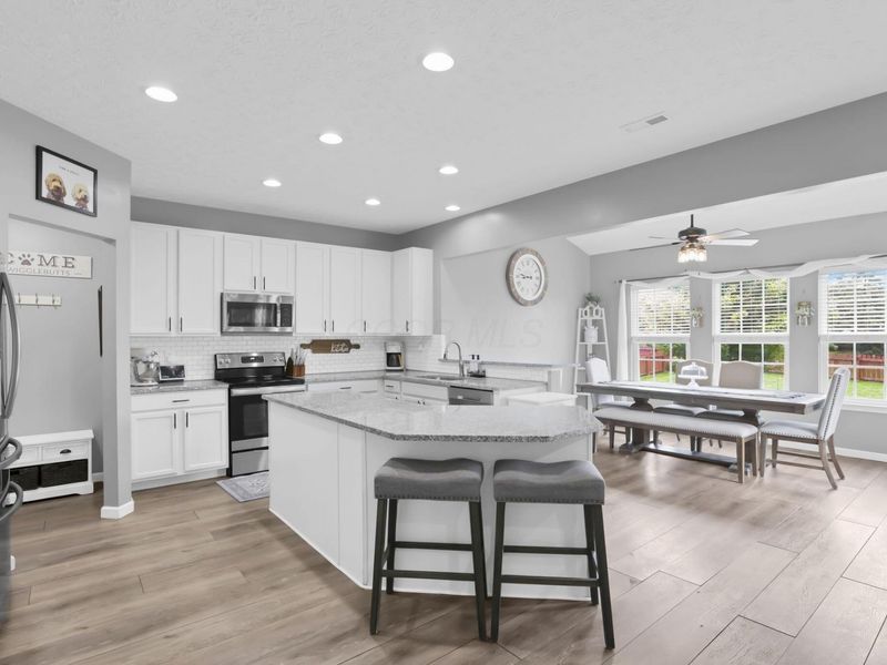 1416 Galway Bend N, Pataskala, OH 43062 Photo 17