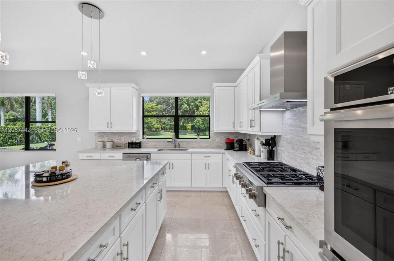 10283 Sweet Bay Mnr , Parkland, FL 33076 Photo