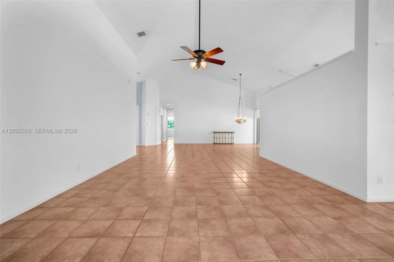 1545 W Lacosta Dr W , Pembroke Pines, FL 33027 Photo