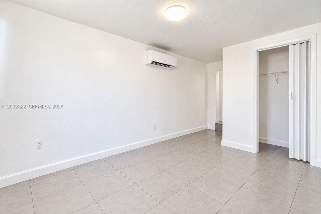 215 NW 67th Ave , Miami, FL 33126 Photo