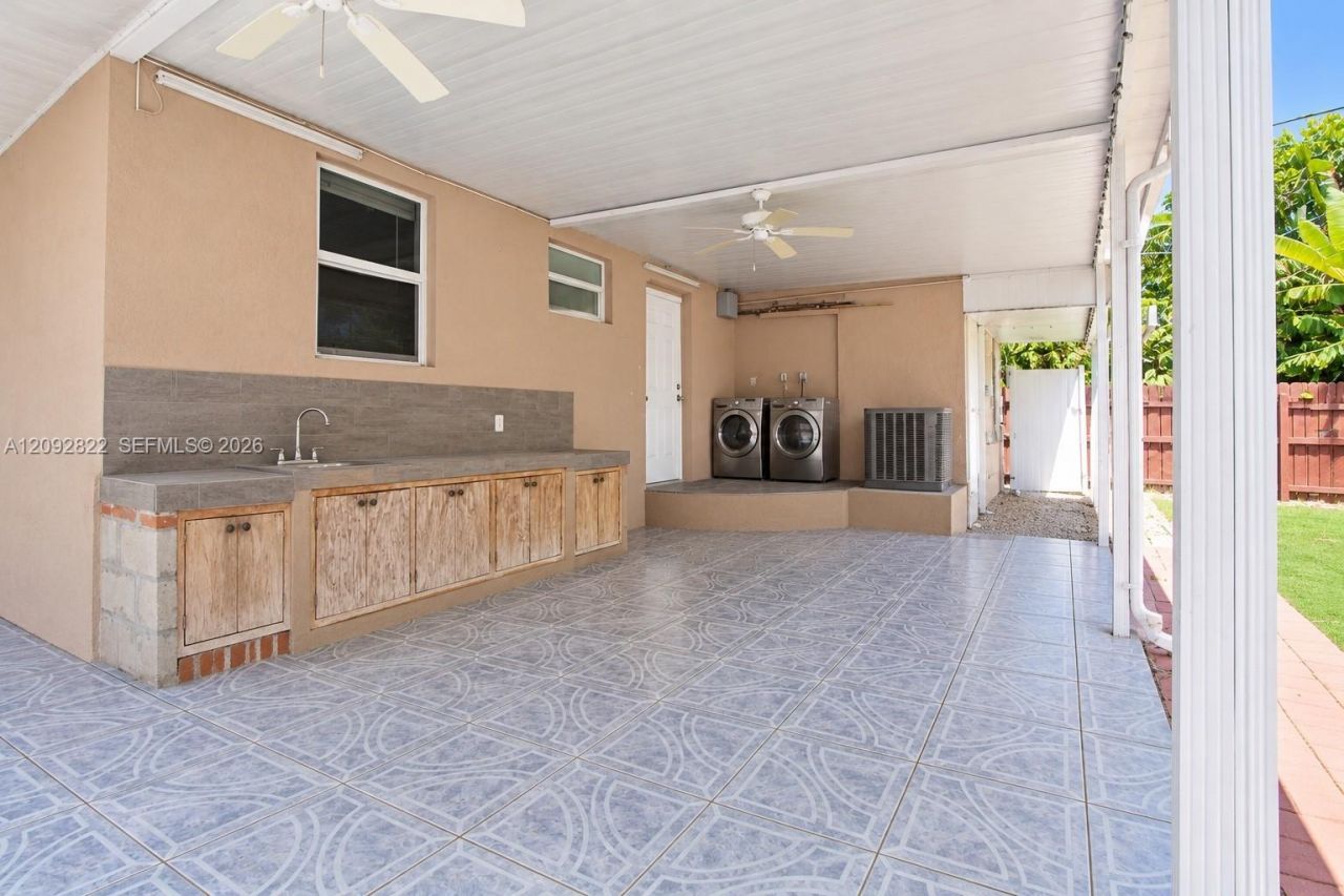 215 NW 67th Ave , Miami, FL 33126 Photo