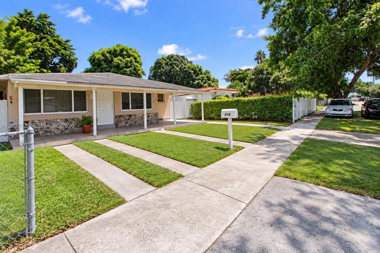 215 NW 67th Ave , Miami, FL 33126 Photo