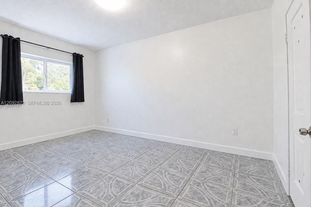 215 NW 67th Ave , Miami, FL 33126 Photo