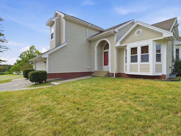 14 Highview Terrace, Manchester, NH 03104