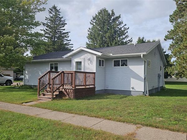 35 W Franklin Avenue, Barron, WI 54812