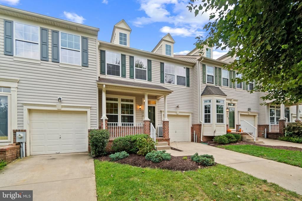 5978 Ivy League Drive, Catonsville, MD 21228 Main Photo