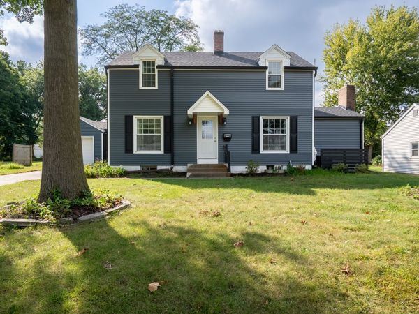 1606 Coffelt Avenue , Davenport, IA 52803