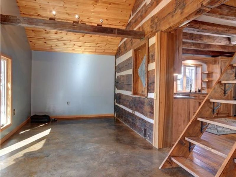 6075 Paris Avenue NE, Louisville, OH 44641 Photo 15