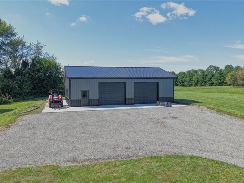 6075 Paris Avenue NE, Louisville, OH 44641 Photo 4