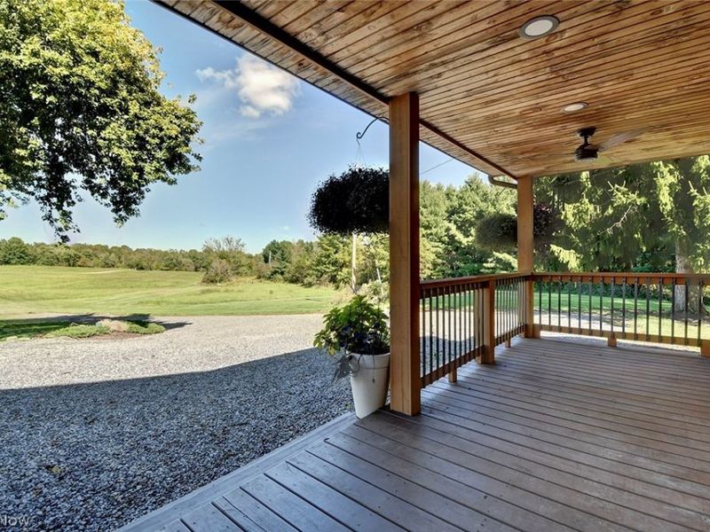 6075 Paris Avenue NE, Louisville, OH 44641 Photo 7