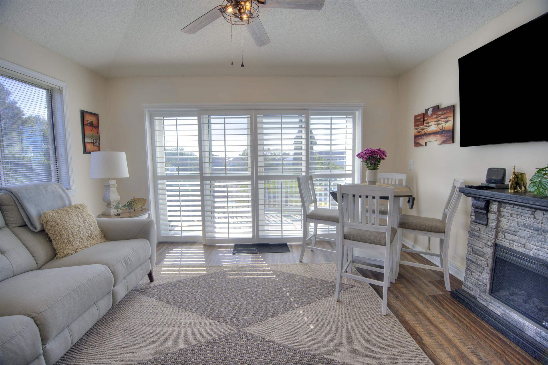 4502 West Harbour Ct.  Photo 7