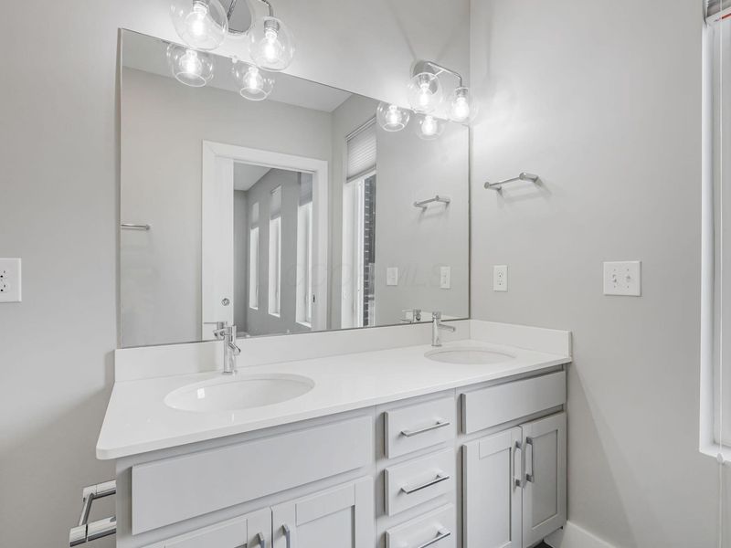 1020 Pennsylvania Avenue, Columbus, OH 43201 Photo 47