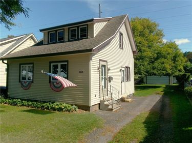 660 Bennington Dr , Greece, NY 14616