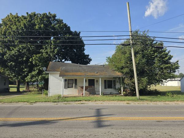 1205 E Church St, Orlinda, TN 37141