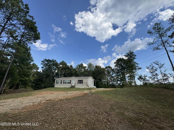 1113 New Salem Road, Pontotoc, MS 38863