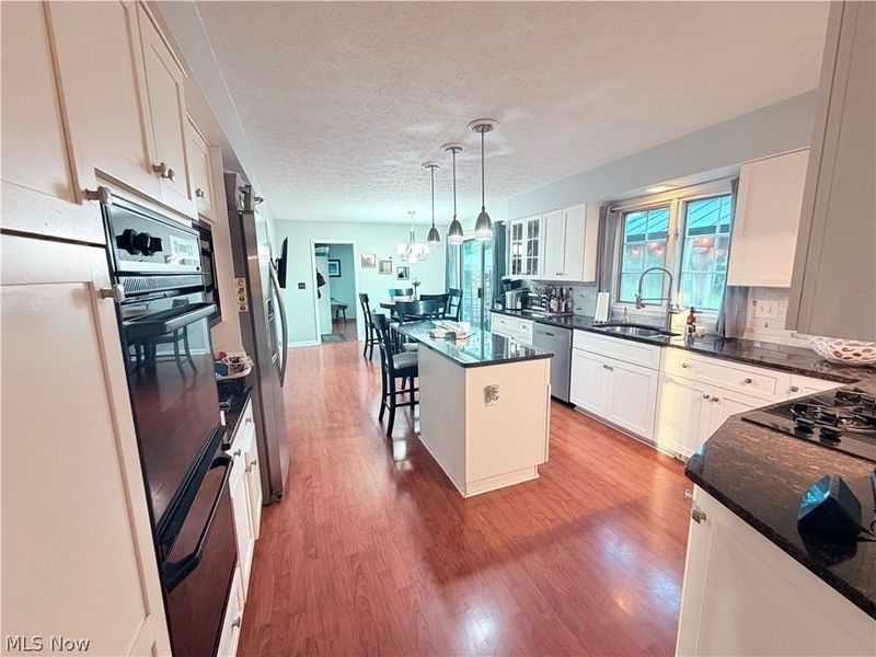 17315 Long Meadow Trail, Chagrin Falls, OH 44022 Photo 12