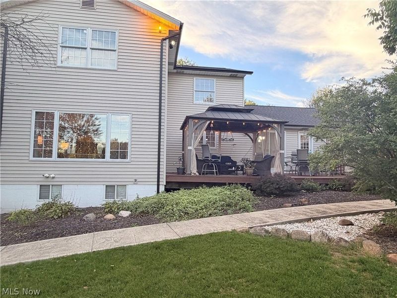 17315 Long Meadow Trail, Chagrin Falls, OH 44022 Photo 4