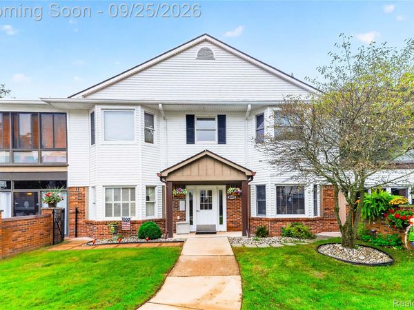 8693 Mathias Drive, Unit 55, Grosse Ile Township, Mi 48138