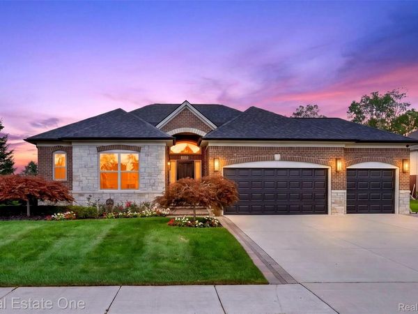 2034 Osprey, Troy, Mi 48083