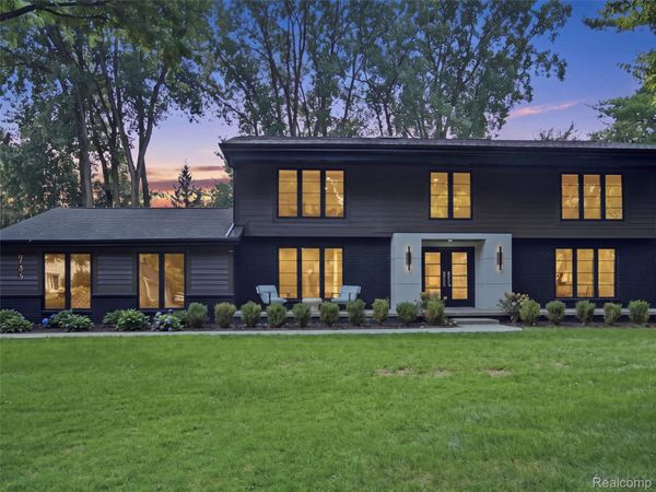 766 Woodchester Drive , Bloomfield Township, Mi 48304