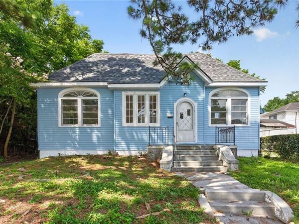 4124 CLERMONT Drive , New Orleans, LA 70122