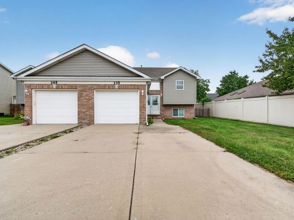 135 Kevin Drive , Coal City, IL 60416