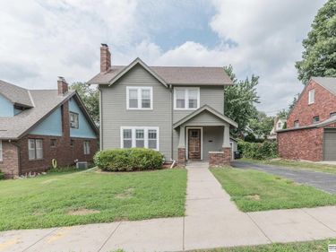 5628 Pierce Street, Omaha, NE 68106