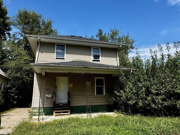 1515 E South Grand Avenue, Springfield, IL 62703