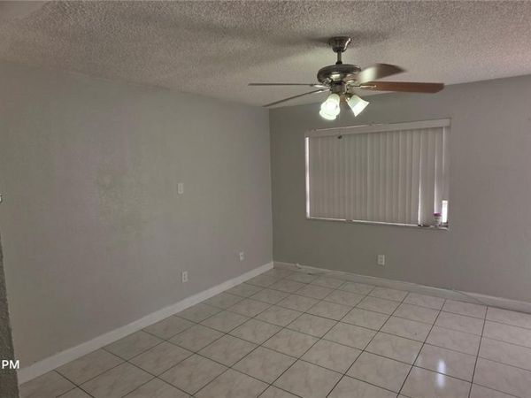 275 W 68th St , Unit 106, Hialeah, FL 33014