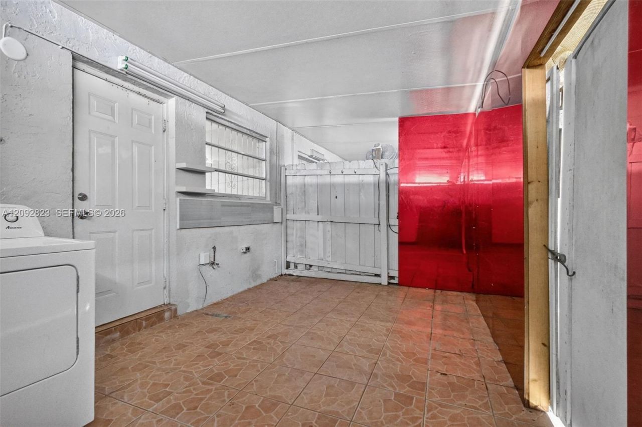 275 W 68th St, Unit 106, Hialeah, FL 33014 Photo