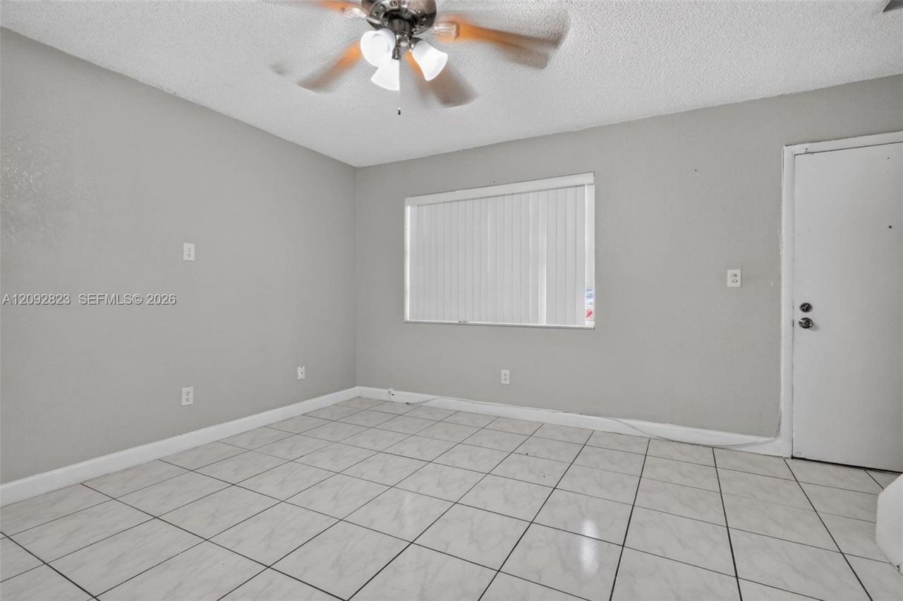 275 W 68th St, Unit 106, Hialeah, FL 33014 Photo