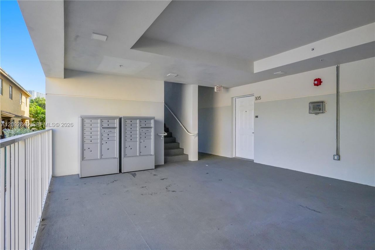 1620 NW 18th St, Miami, FL 33125 Photo