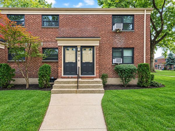 218-02 73rd Avenue, Unit 397A1, Oakland Gardens, NY 11364