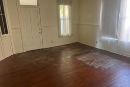 1757 Broughton Street photo 4