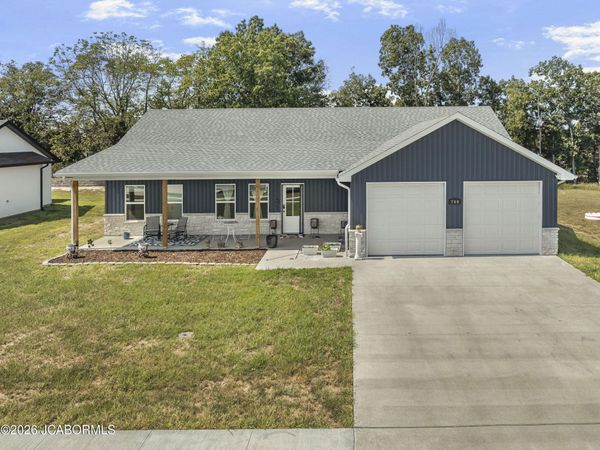 766 VINE DRIVE, Holts Summit, MO 65043