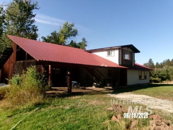 31997 Second Fork Road, Ola, ID 83617