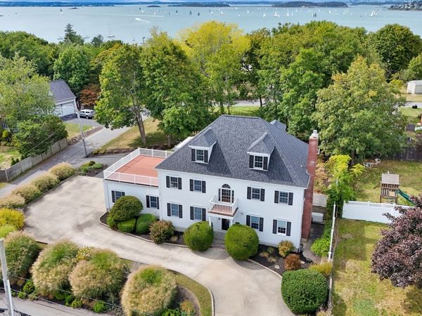 46 Prospect Ave, Hull, MA 02046