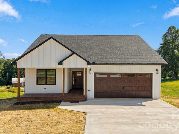 2931 Frank Whisnant Road , Morganton, NC 28655