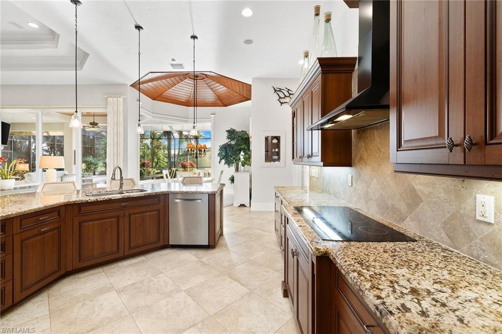 7717 Trent Ct, Naples, FL 34113 Photo