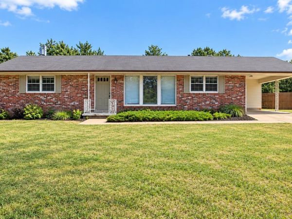 2332 Houston St, Florence, AL 35630