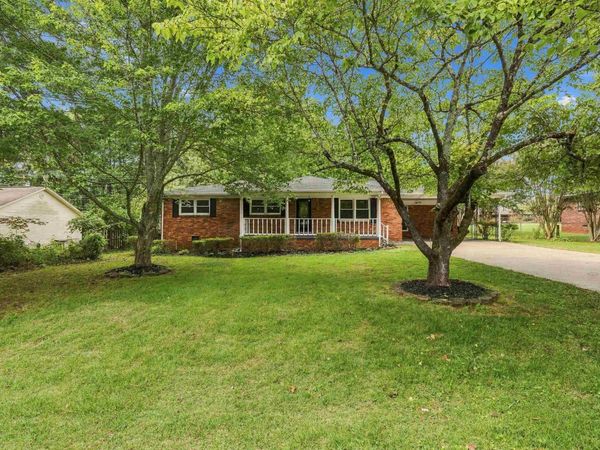 2159 Estaline Dr, Florence, AL 35630