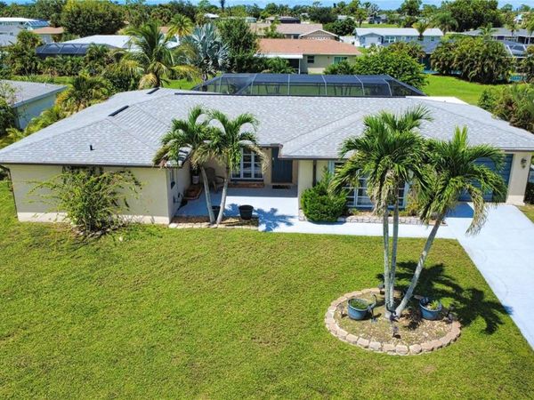 12 GOLFVIEW ROAD , ROTONDA WEST, FL 33947