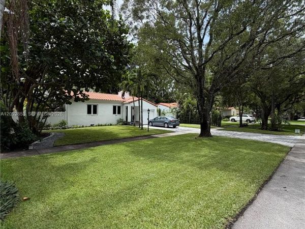 62 NW 105th St , Miami Shores, FL 33150