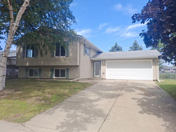 1304 17th Street SW Street SW, Faribault, MN 55021