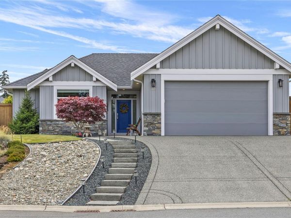 269 Bramble St, Parksville, BC V9P 0E4