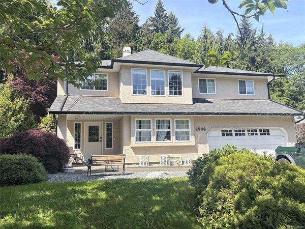 2508 Fawn Rd, Mill Bay, BC V0R 1P2
