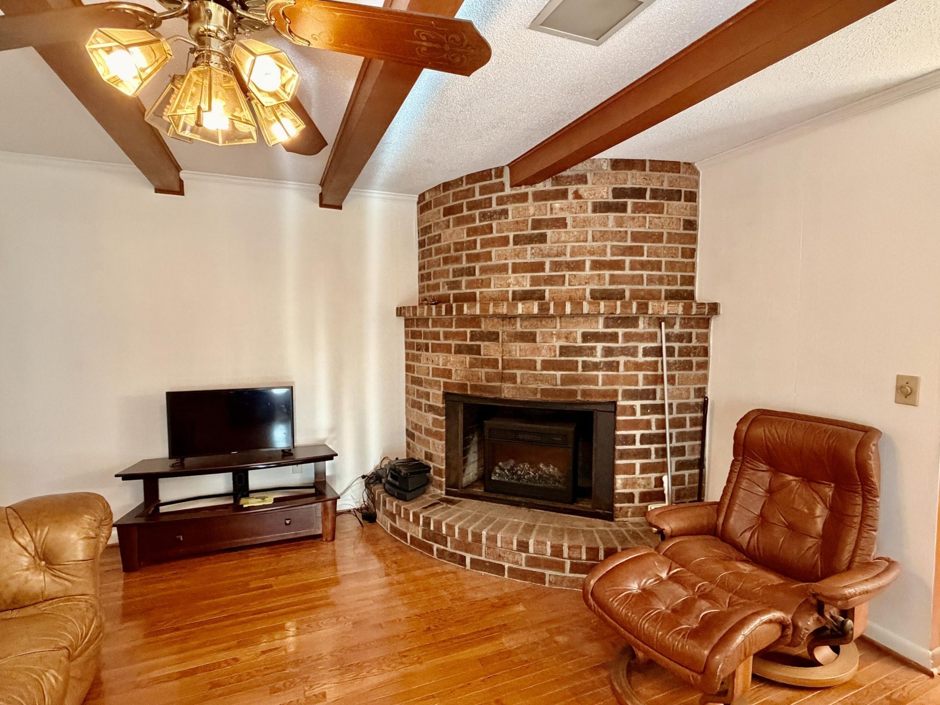 4351 Helene Drive Photo 9