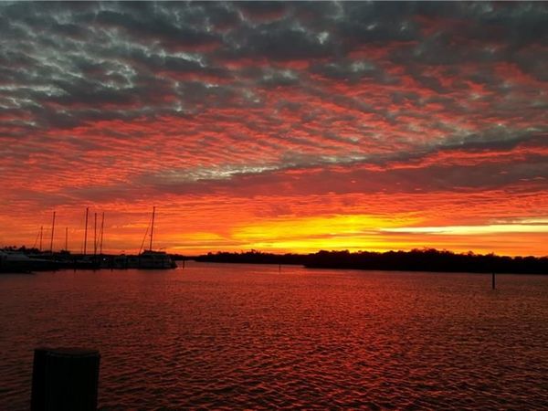 125 Pago Pago DR E, NAPLES, FL 34113